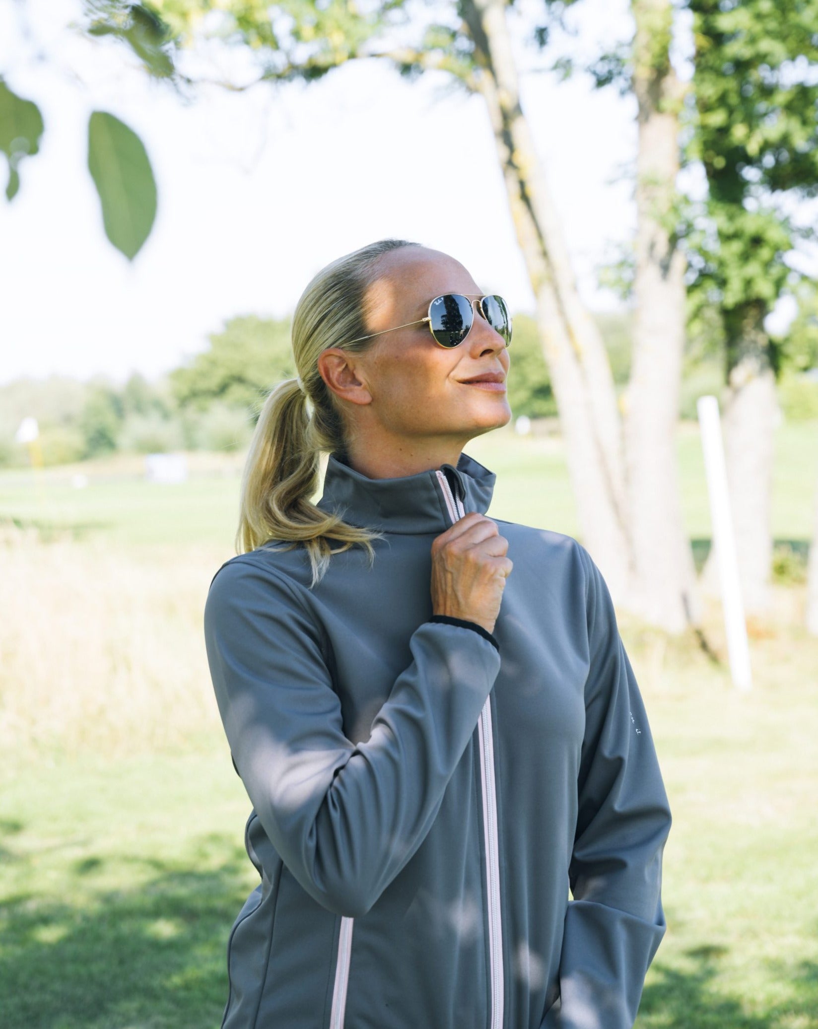 Women Navan Softshell Jacket - Mercantile Mountain