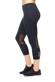 Mid-Rise Pocketed Mesh Panel Capri Leggings - Mercantile Mountain